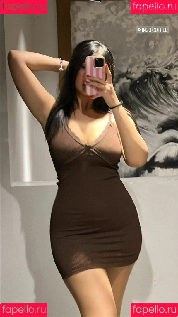 nehrrq4 Onlyfans Photo Gallery 