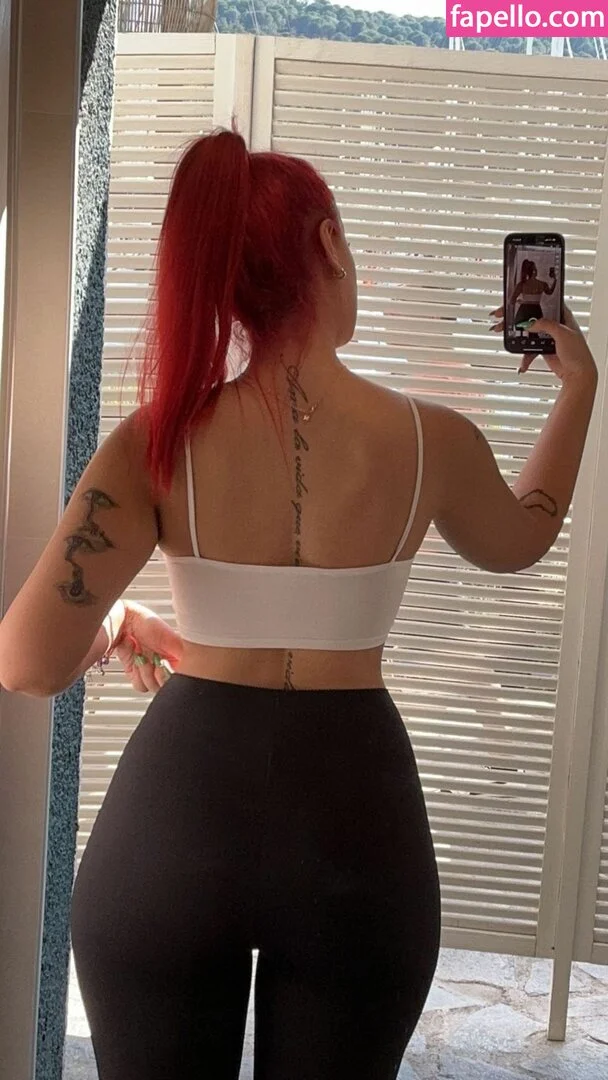 nehrrq4 Onlyfans Photo Gallery 