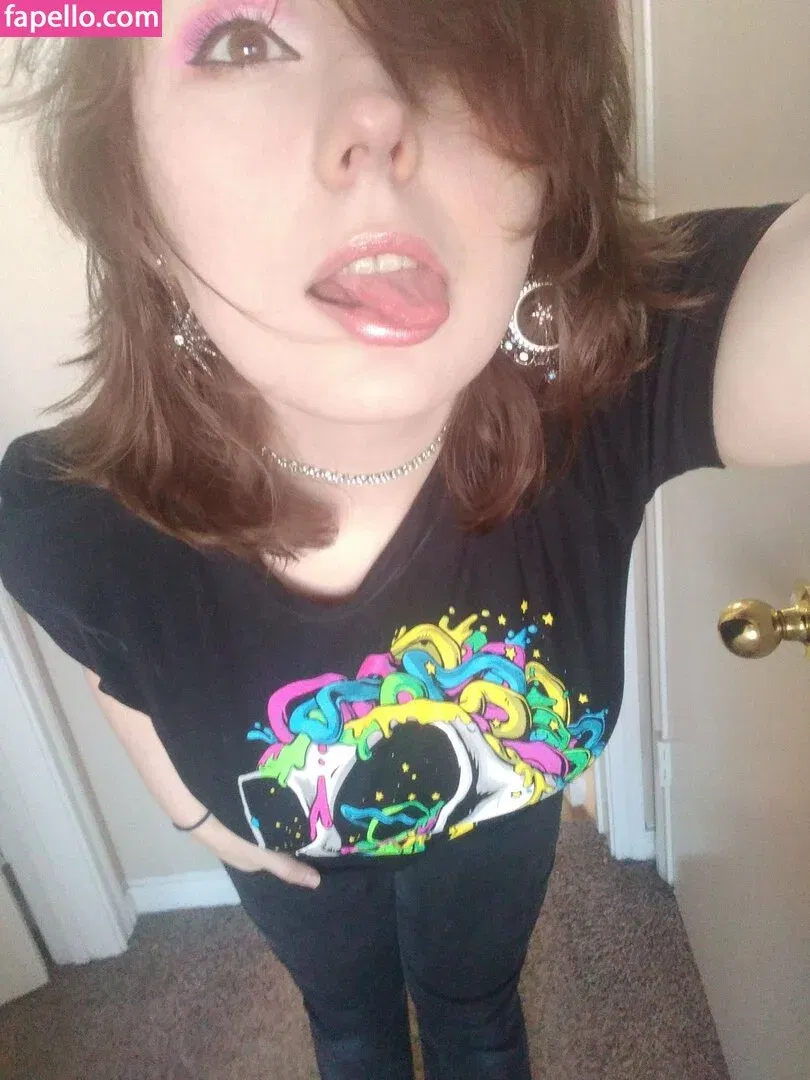 Cryptmommy Onlyfans Photo Gallery 