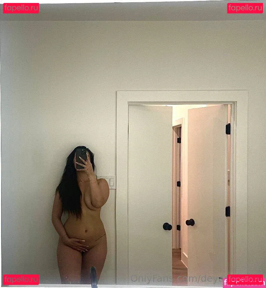 Deyaris Arai Onlyfans Photo Gallery 