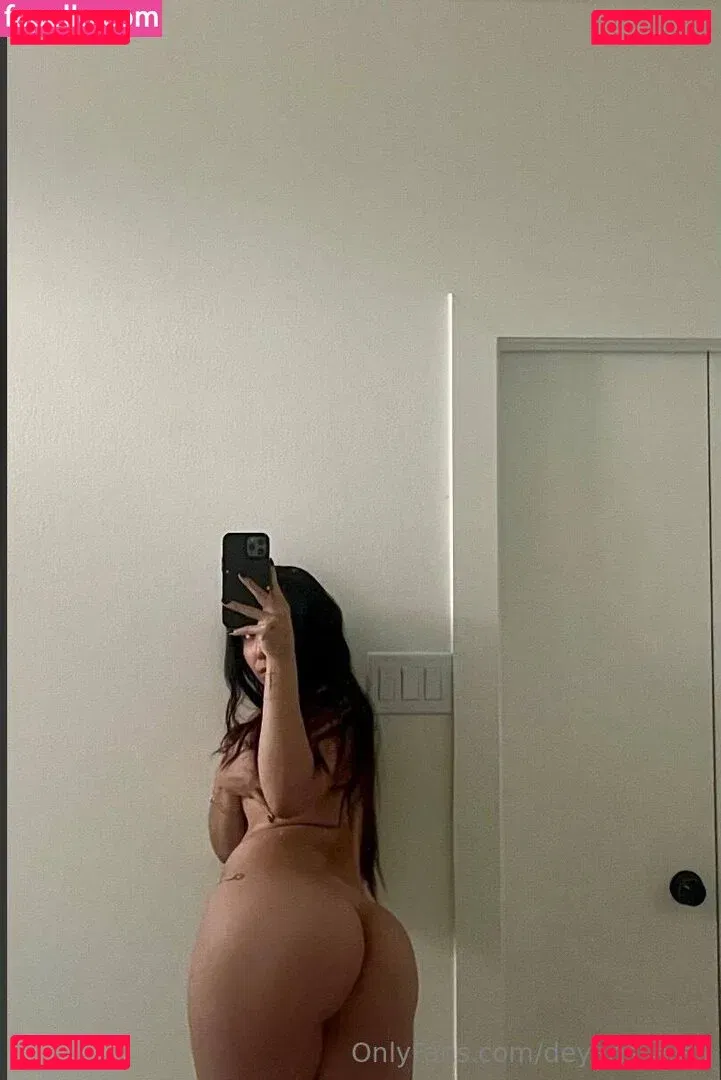 Deyaris Arai Onlyfans Photo Gallery 