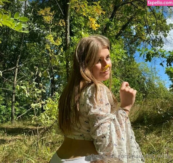 Naughty_mila Onlyfans Photo Gallery 