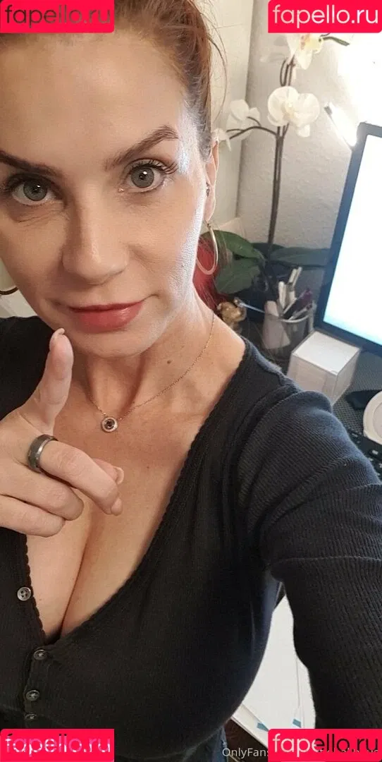 bettieballhaus Onlyfans Photo Gallery 