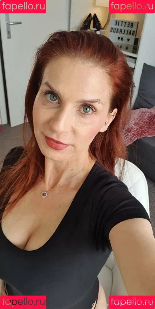 bettieballhaus Onlyfans Photo Gallery 