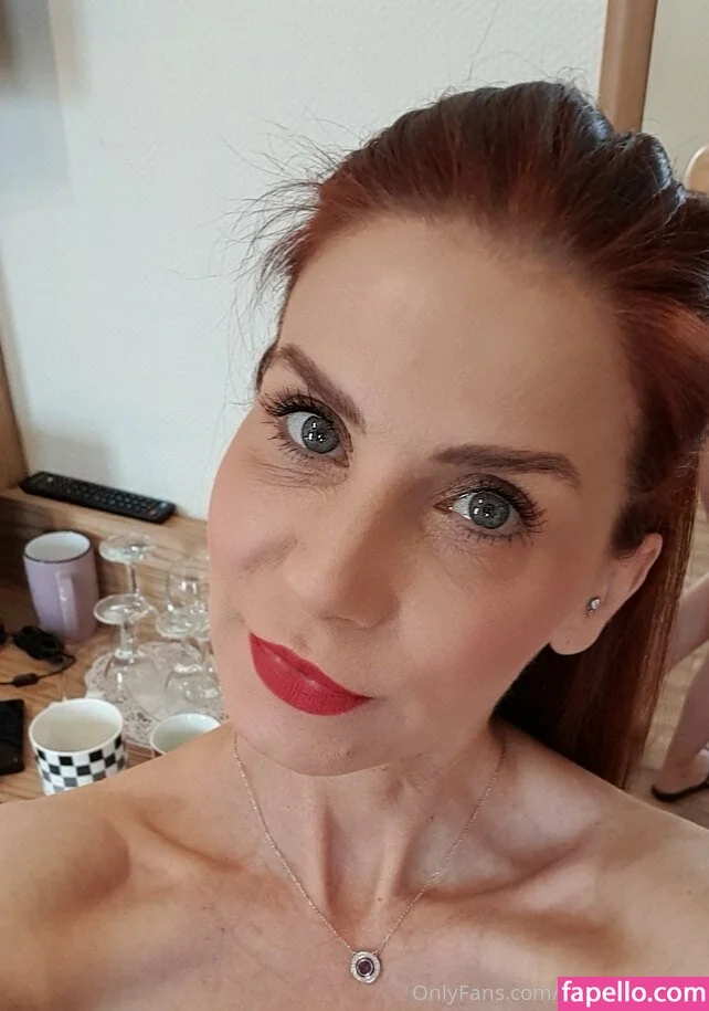 bettieballhaus Onlyfans Photo Gallery 