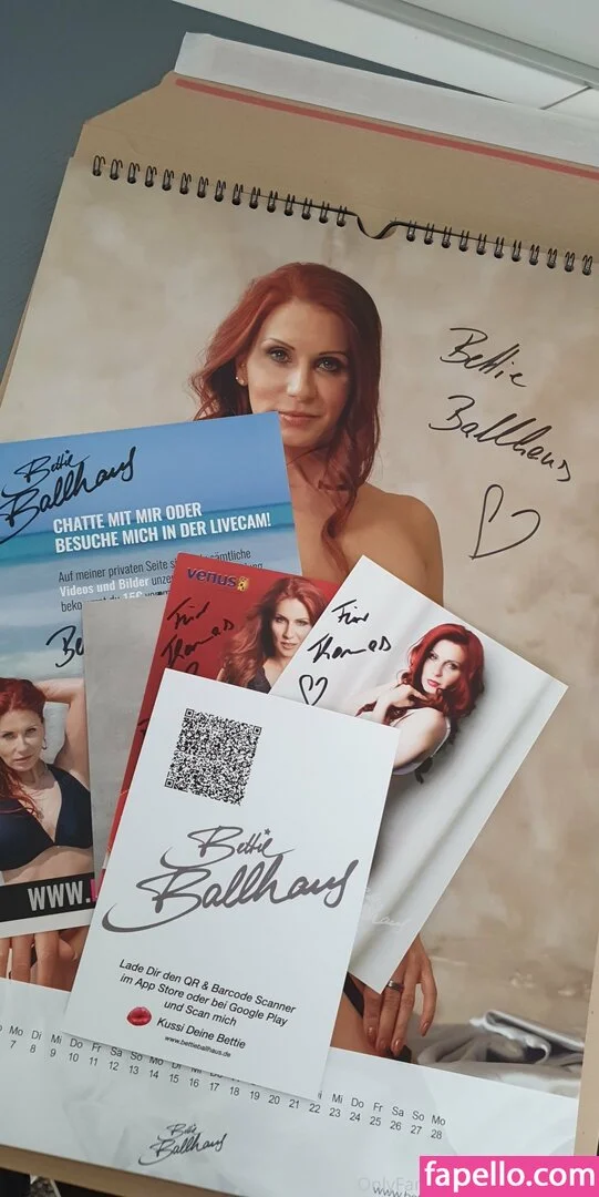 bettieballhaus Onlyfans Photo Gallery 