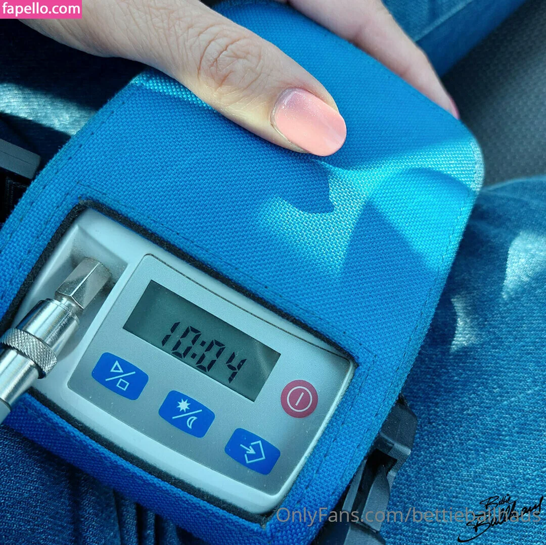 bettieballhaus Onlyfans Photo Gallery 