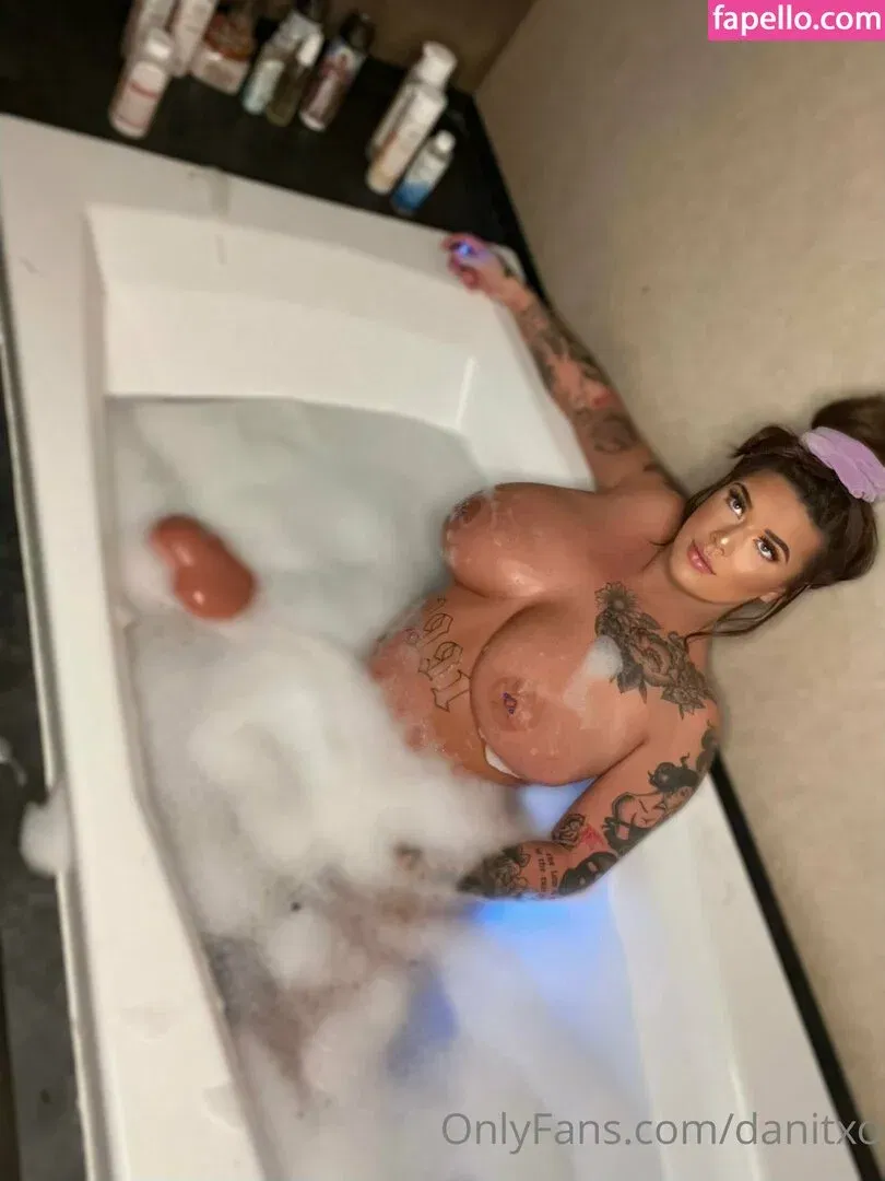 Dani Deluxe Onlyfans Photo Gallery 