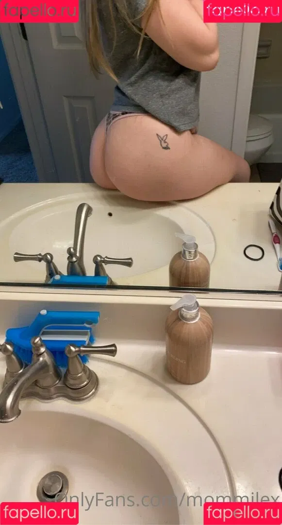 lexidoesntlikeyou Onlyfans Photo Gallery 