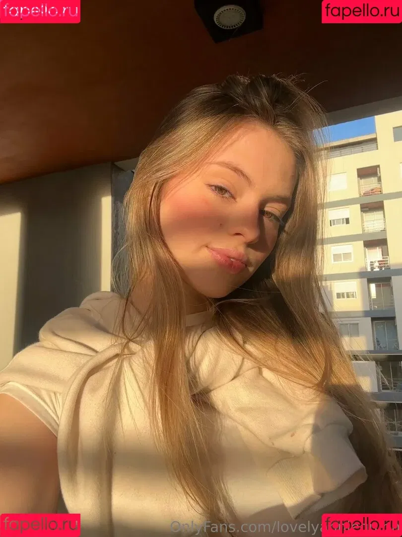 lovelyanniequinn Onlyfans Photo Gallery 