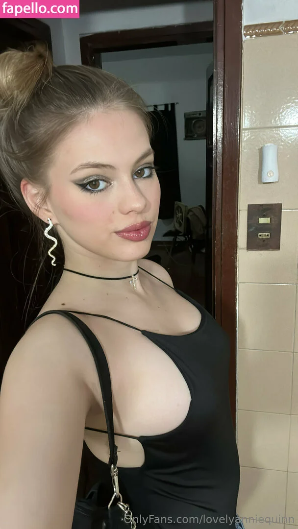 lovelyanniequinn Onlyfans Photo Gallery 