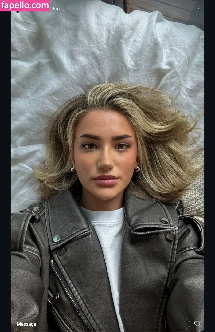 AstaBush Onlyfans Photo Gallery 