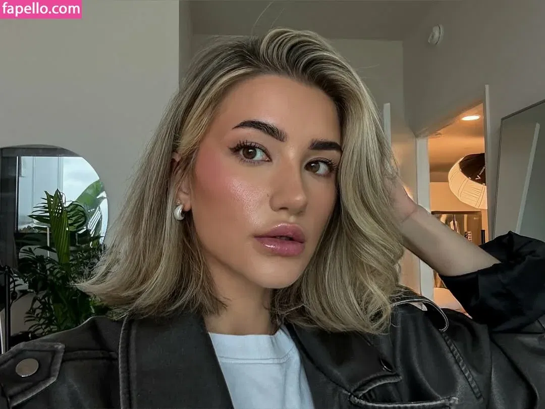 AstaBush Onlyfans Photo Gallery 