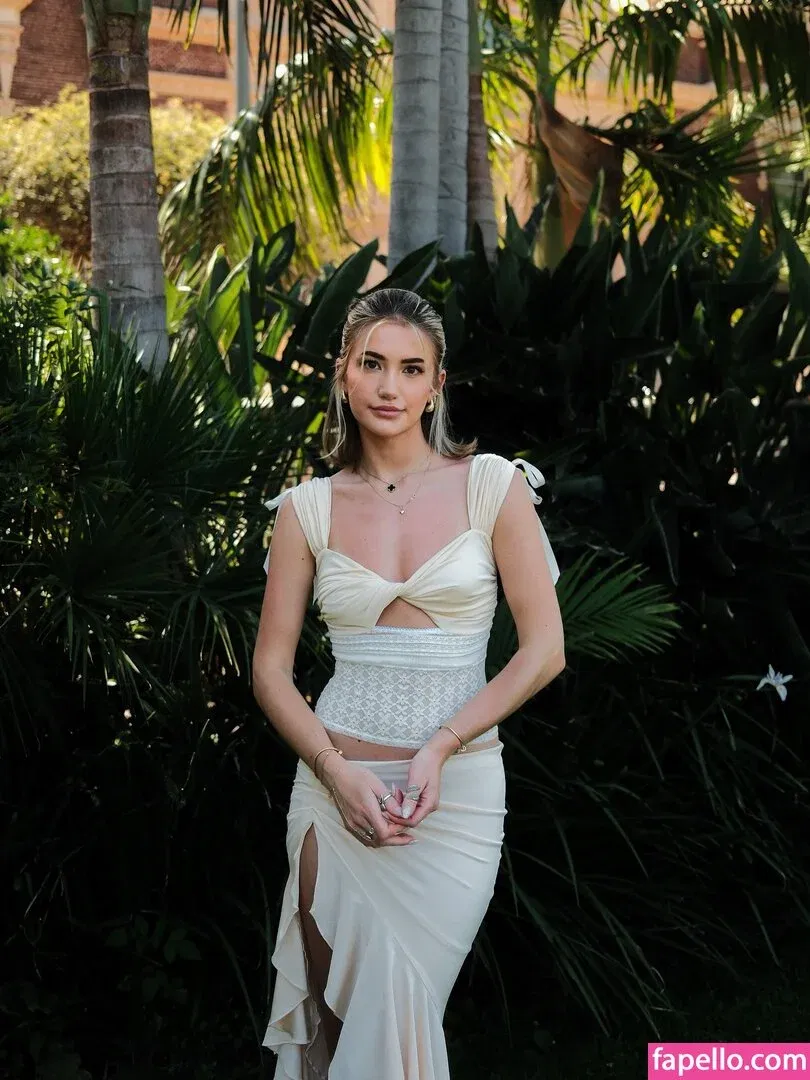 AstaBush Onlyfans Photo Gallery 