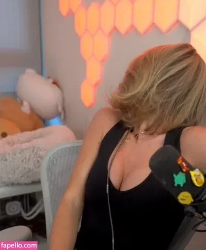 AstaBush Onlyfans Photo Gallery 