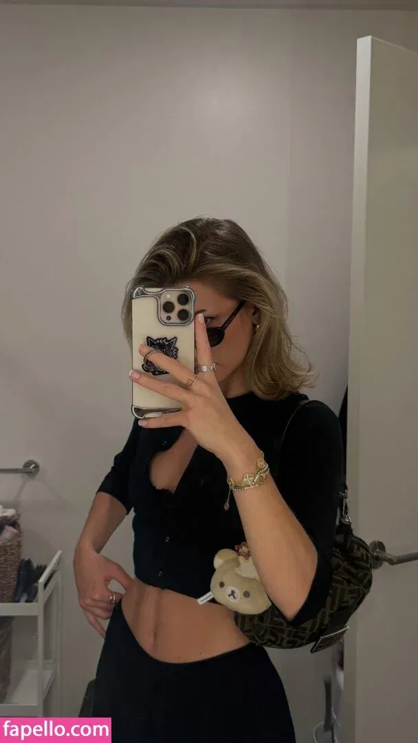 AstaBush Onlyfans Photo Gallery 