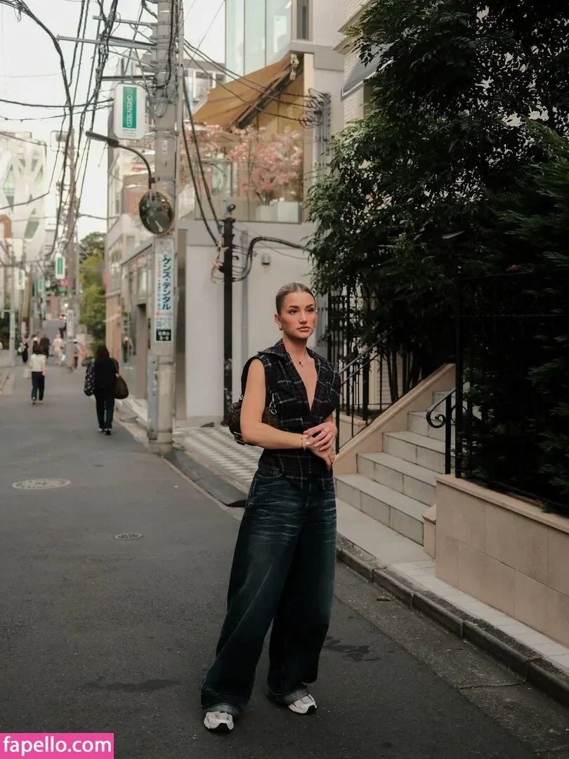 AstaBush Onlyfans Photo Gallery 