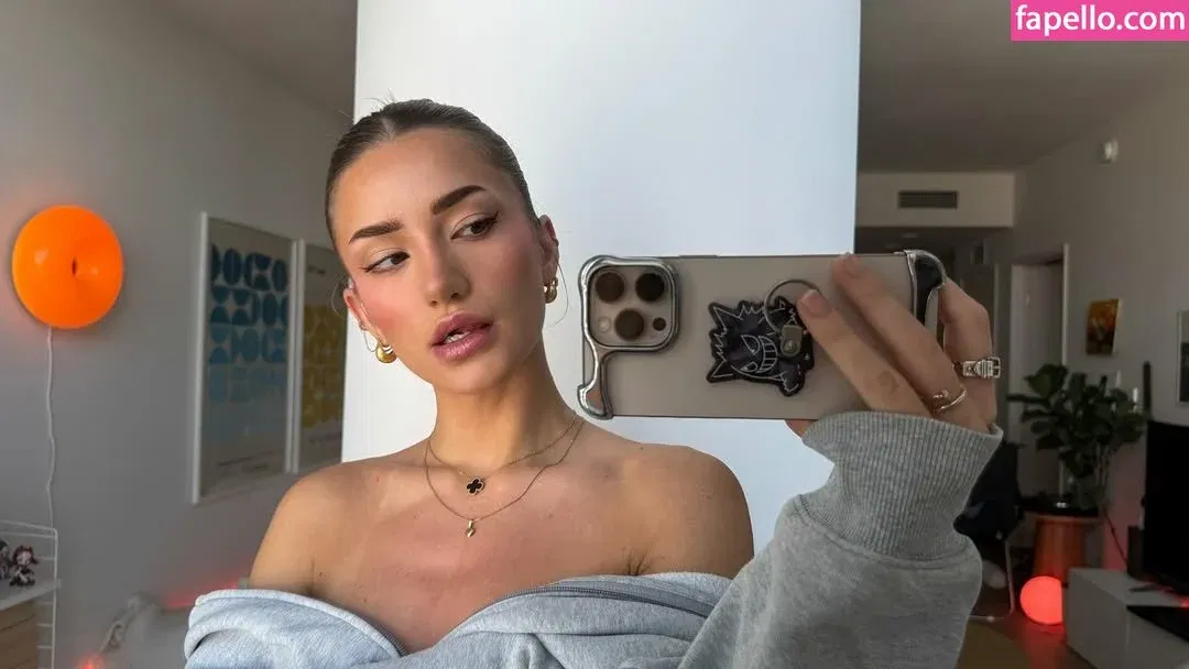 AstaBush Onlyfans Photo Gallery 