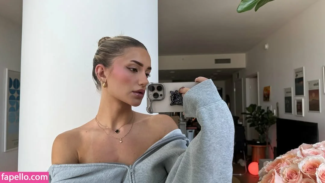 AstaBush Onlyfans Photo Gallery 