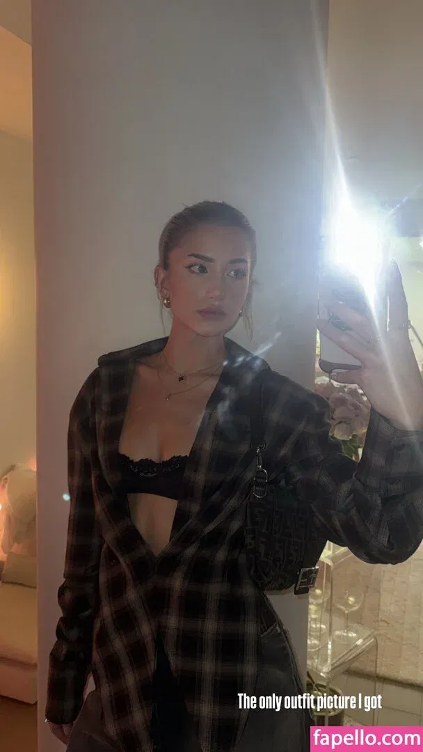 AstaBush Onlyfans Photo Gallery 