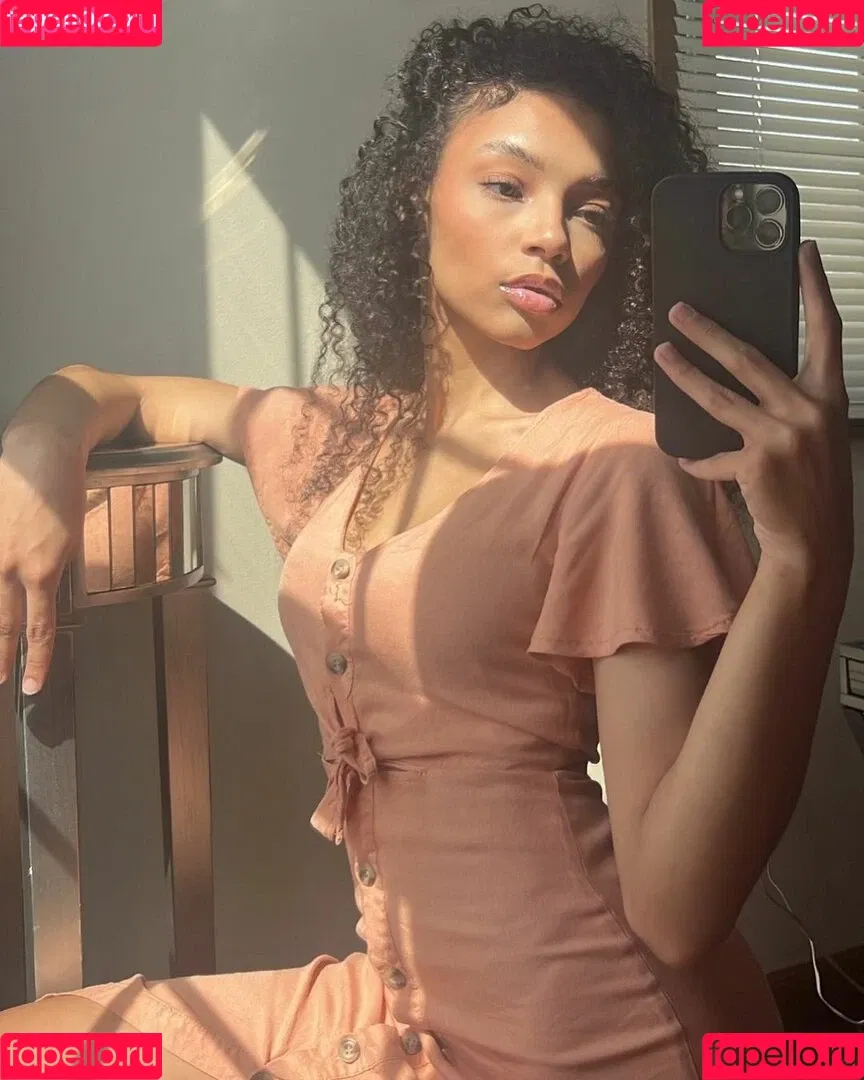 kaylinbradshaw Onlyfans Photo Gallery 