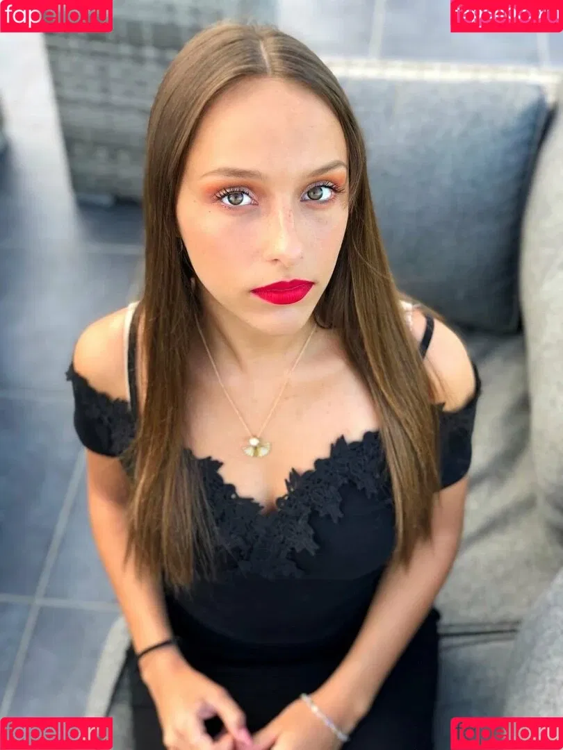 ilovemaria Onlyfans Photo Gallery 