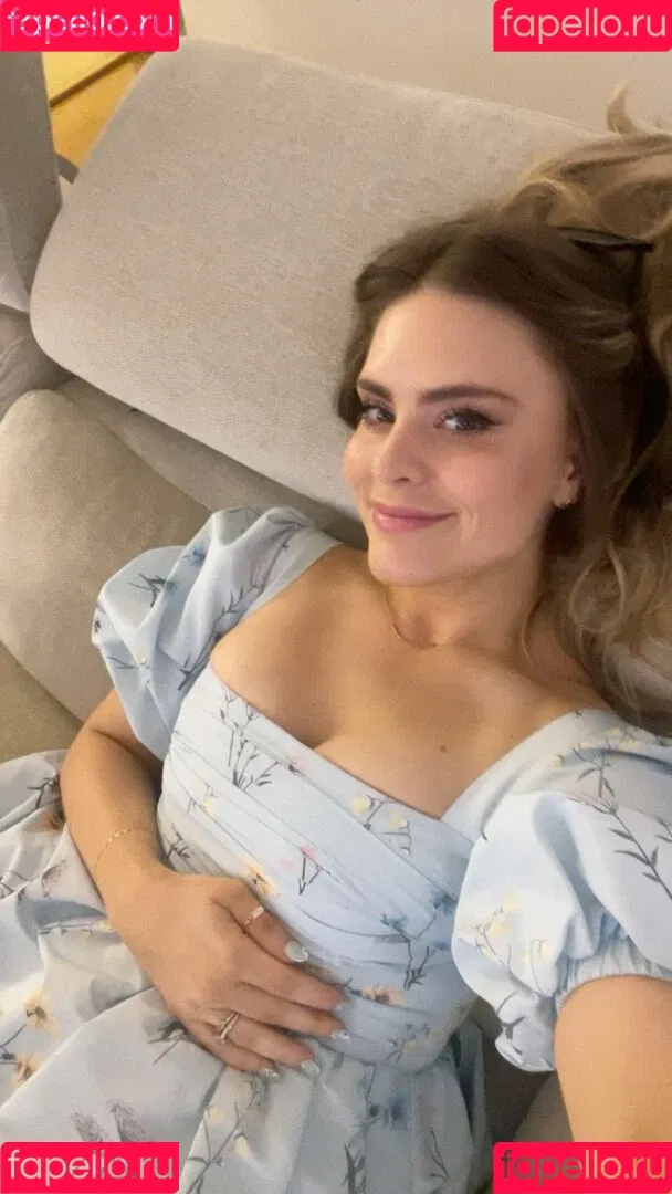 Sara Hopkins Onlyfans Photo Gallery 