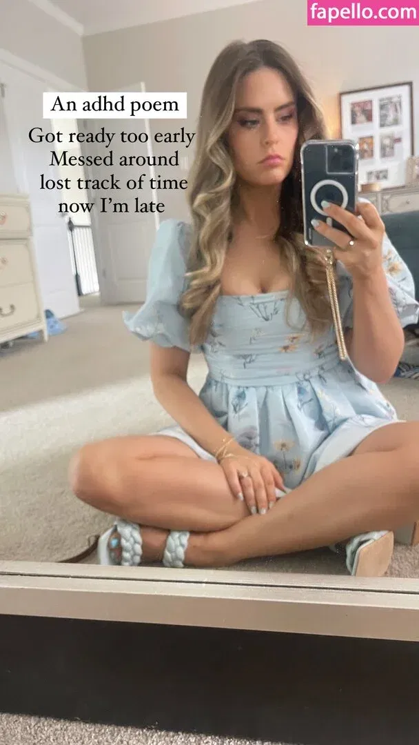 Sara Hopkins Onlyfans Photo Gallery 