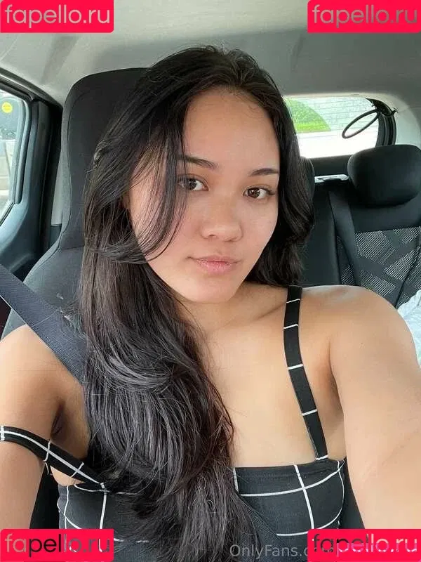 Yuki Waifu Onlyfans Photo Gallery 