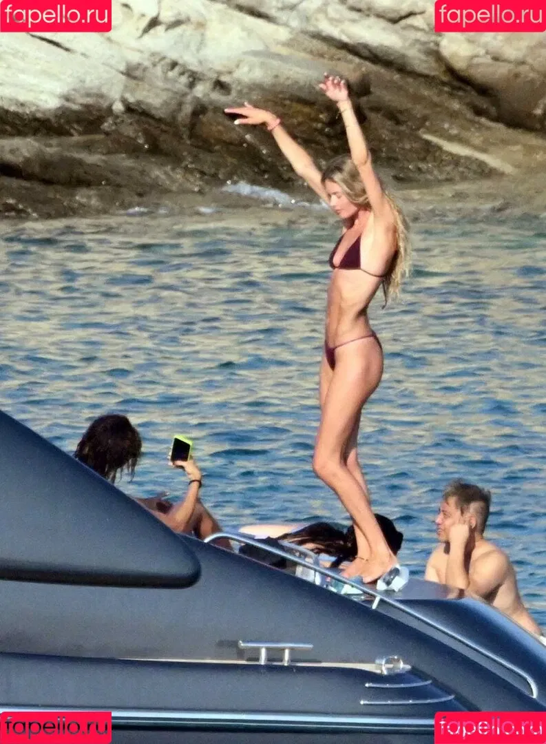 Doutzen Kroes Onlyfans Photo Gallery 