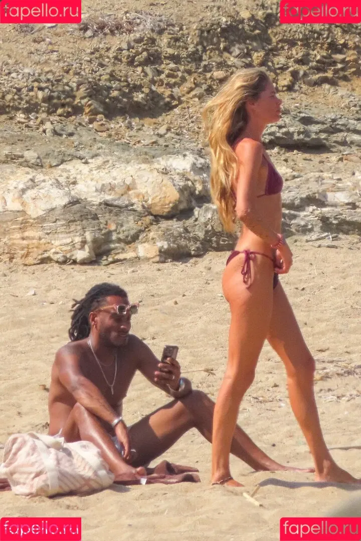 Doutzen Kroes Onlyfans Photo Gallery 