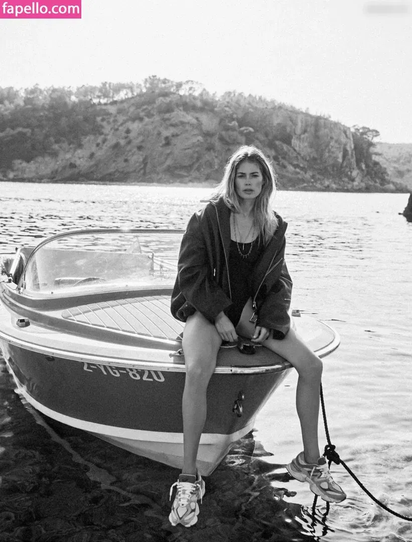 Doutzen Kroes Onlyfans Photo Gallery 