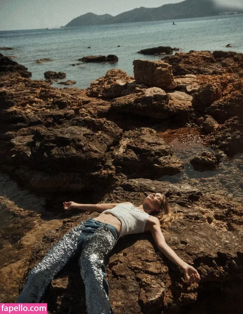 Doutzen Kroes Onlyfans Photo Gallery 