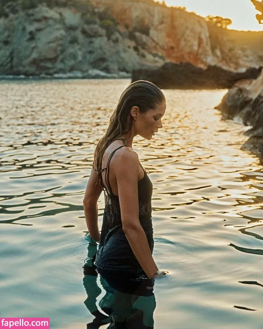 Doutzen Kroes Onlyfans Photo Gallery 