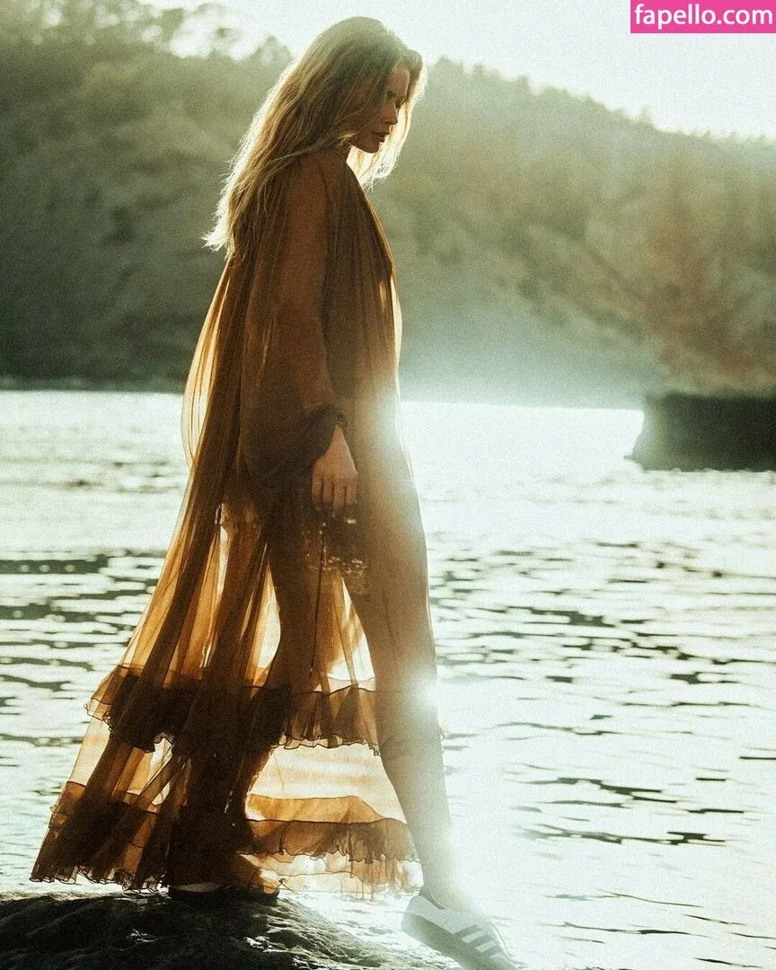 Doutzen Kroes Onlyfans Photo Gallery 