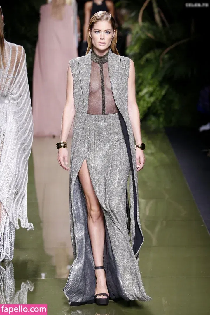 Doutzen Kroes Onlyfans Photo Gallery 