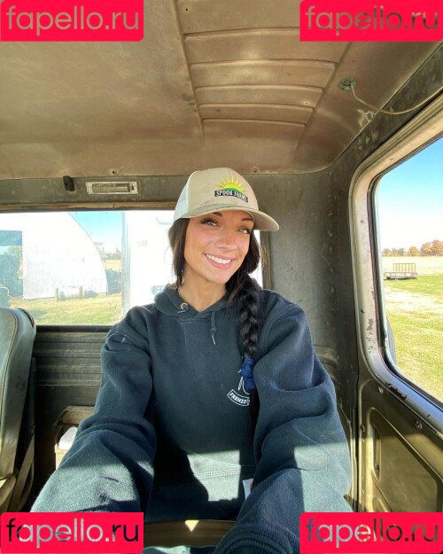 thefarmergrayce Onlyfans Photo Gallery 