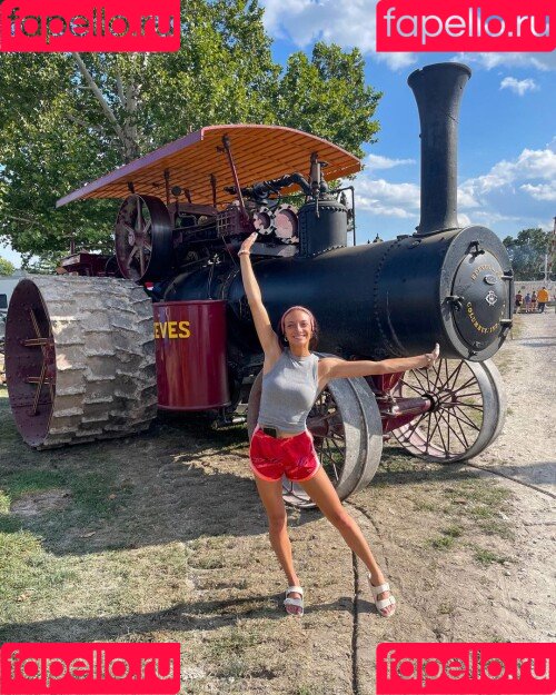 thefarmergrayce Onlyfans Photo Gallery 