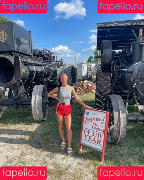 thefarmergrayce Onlyfans Photo Gallery 