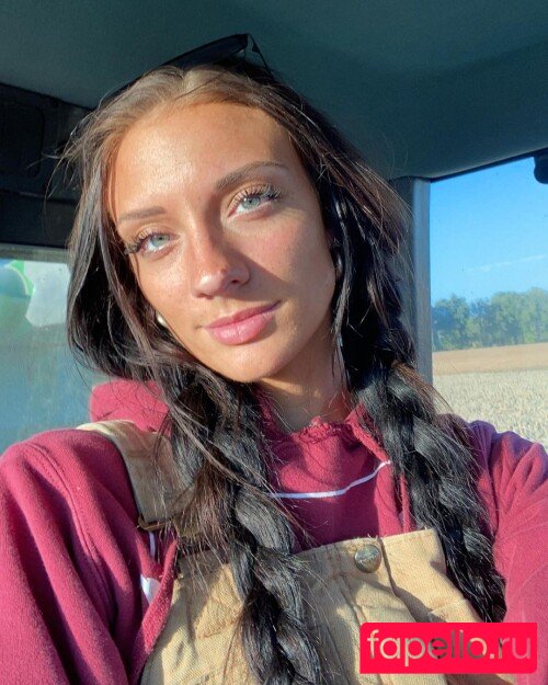 thefarmergrayce Onlyfans Photo Gallery 