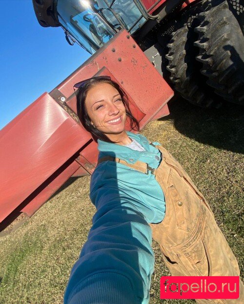 thefarmergrayce Onlyfans Photo Gallery 