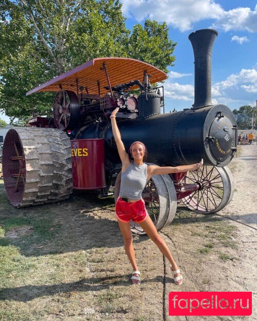 thefarmergrayce Onlyfans Photo Gallery 