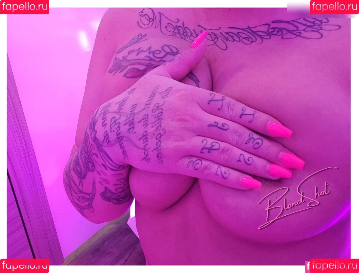 Blond_Shot Onlyfans Photo Gallery 