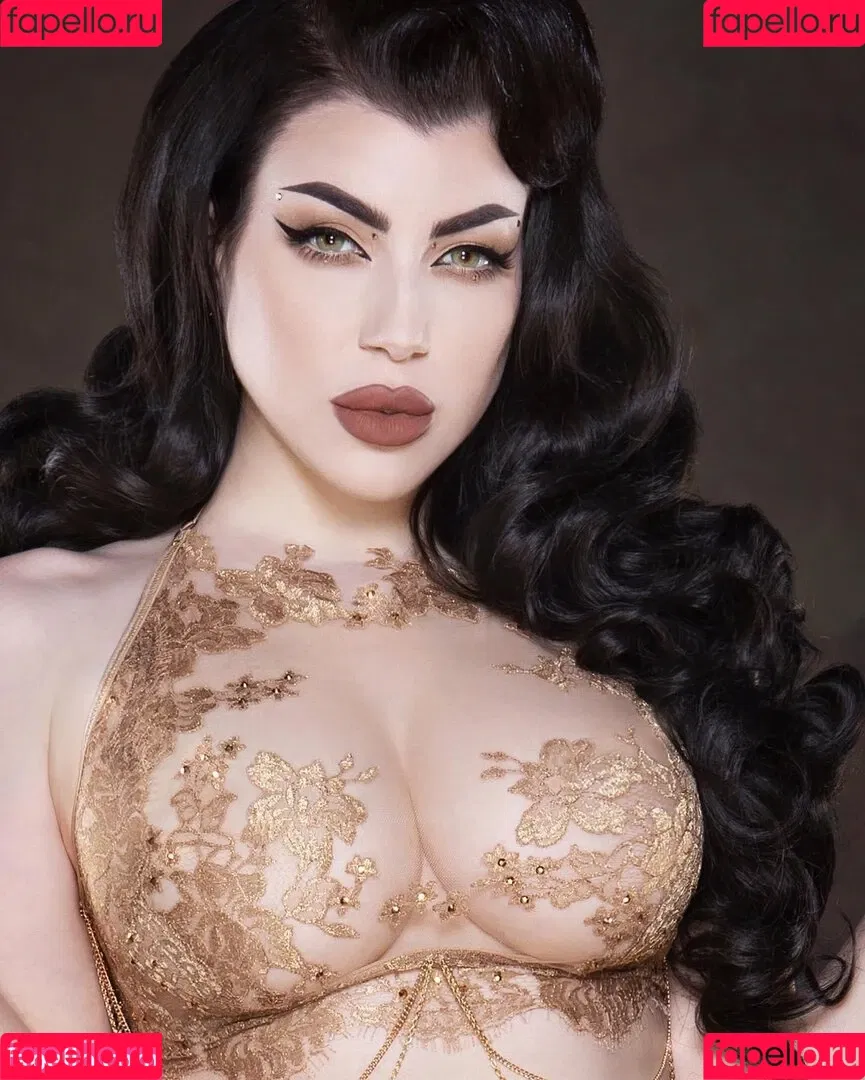 Threnody In Velvet Onlyfans Photo Gallery 