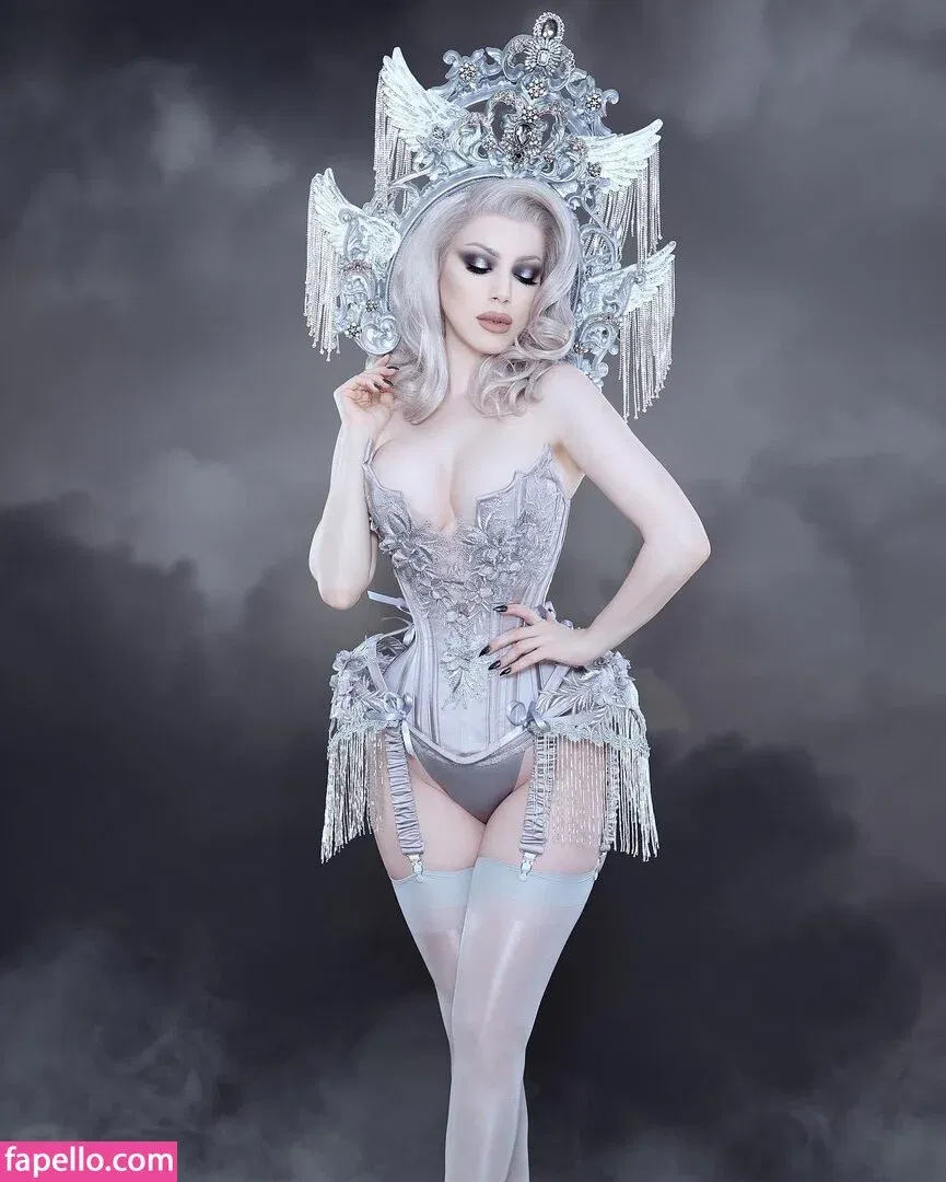 Threnody In Velvet Onlyfans Photo Gallery 