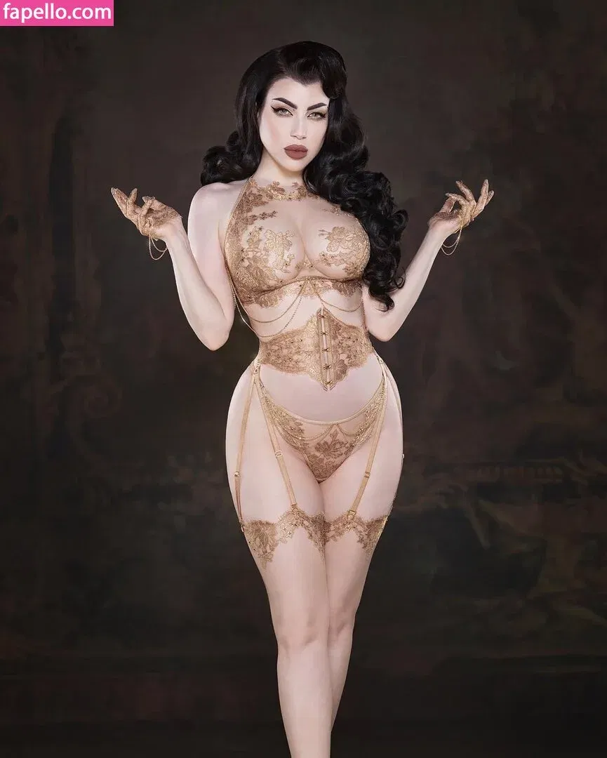 Threnody In Velvet Onlyfans Photo Gallery 