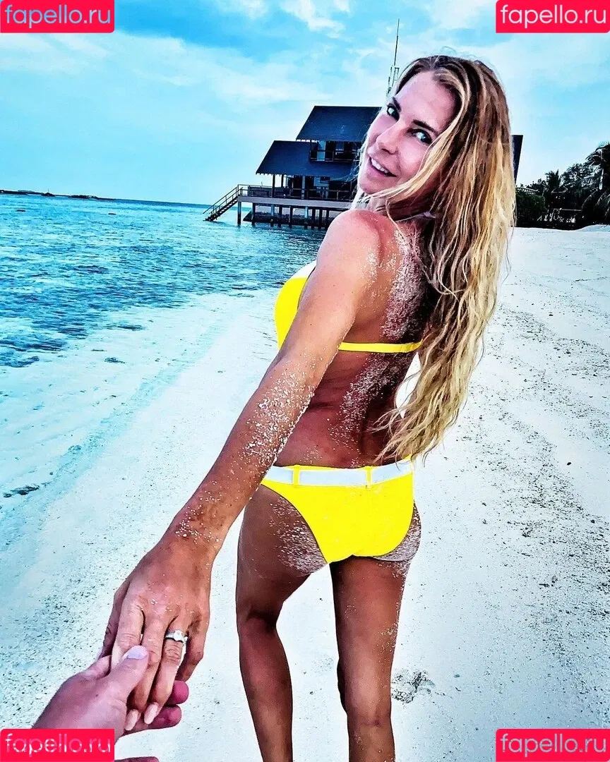 Giulia Siegel Onlyfans Photo Gallery 