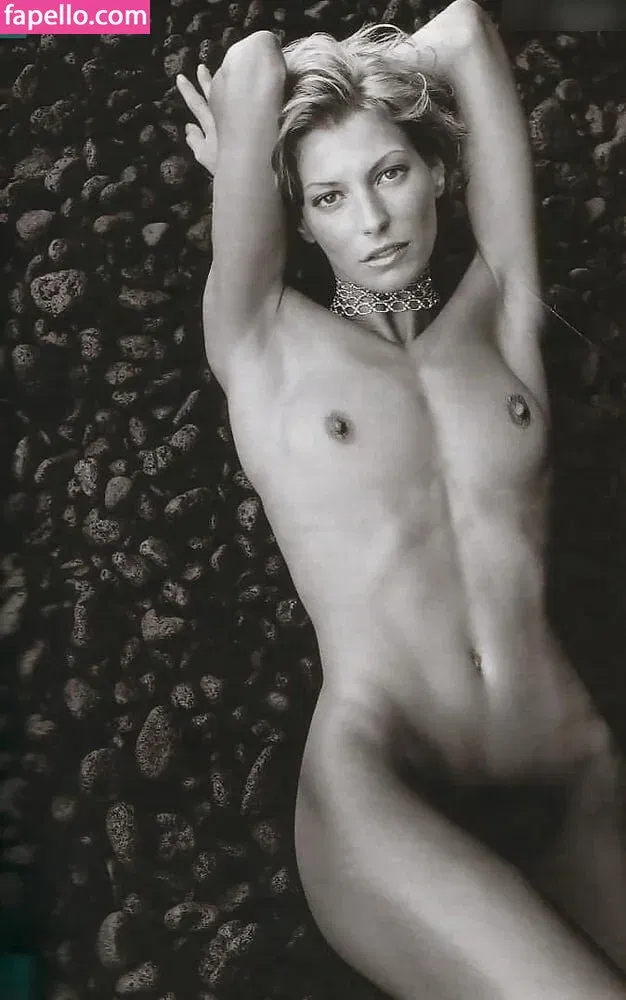 Giulia Siegel Onlyfans Photo Gallery 