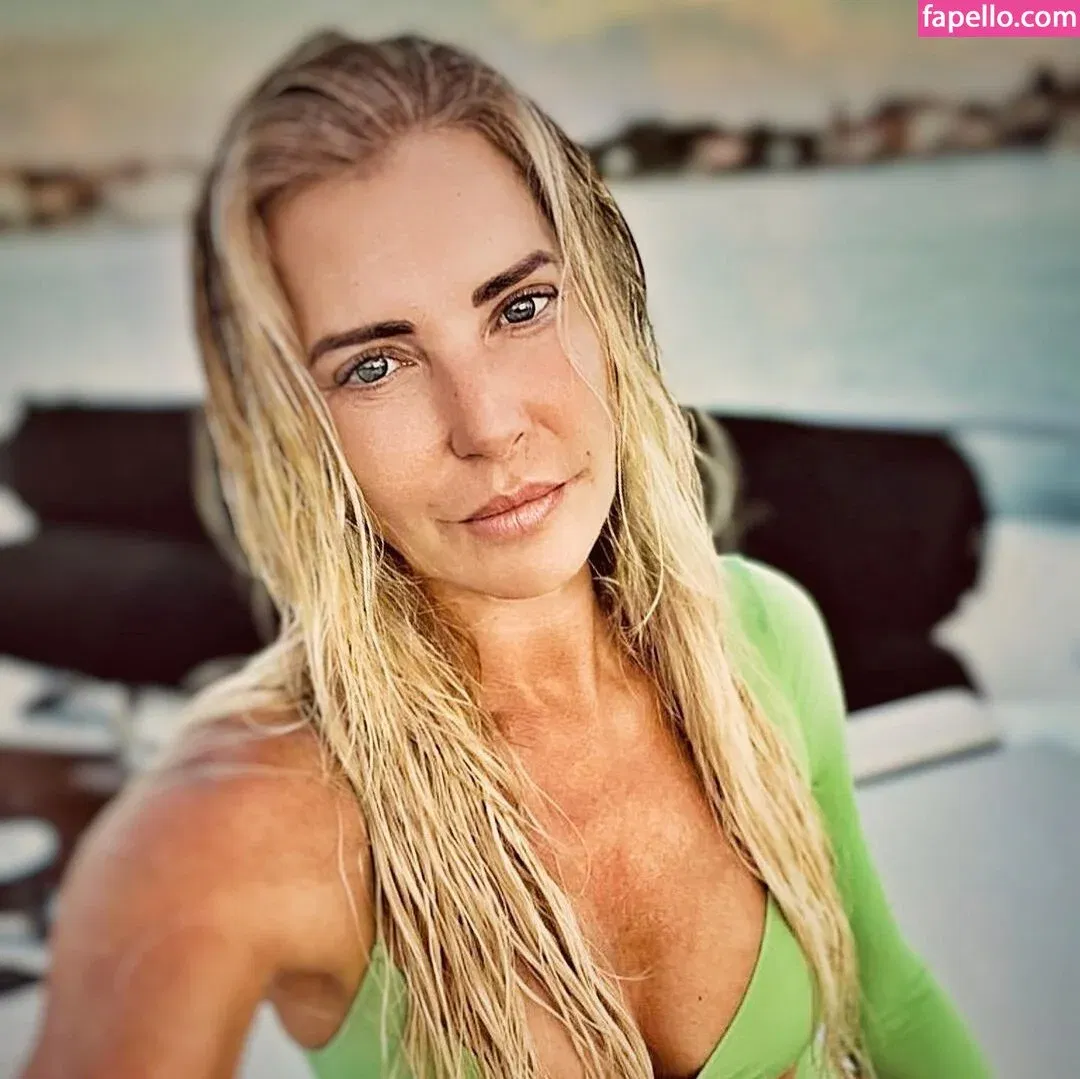 Giulia Siegel Onlyfans Photo Gallery 