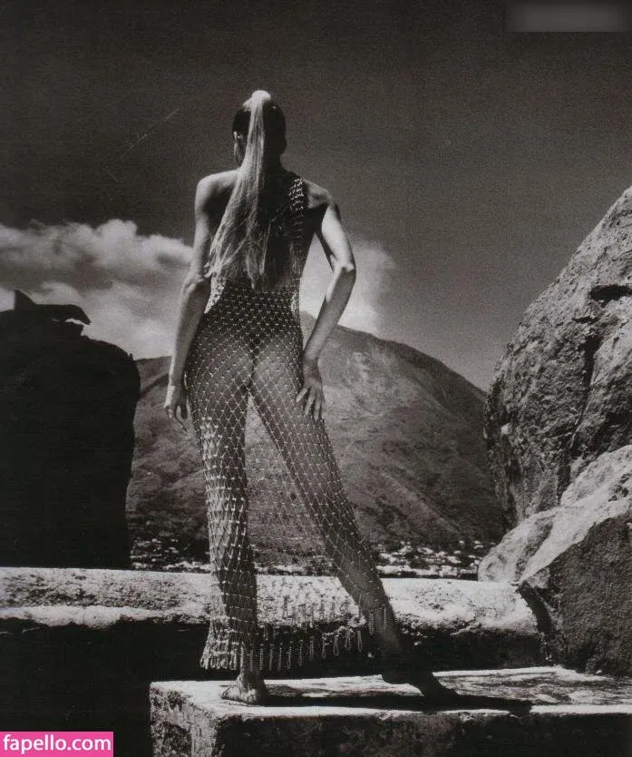 Giulia Siegel Onlyfans Photo Gallery 